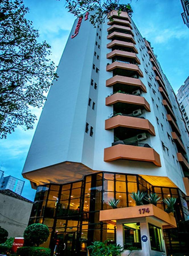 Flat No Gonzaga Com Estacionamento Incluso Appartement Santos  Buitenkant foto
